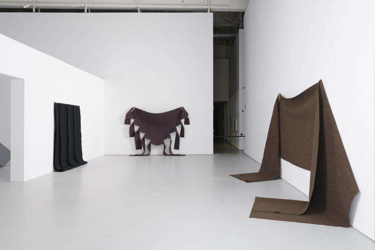 Robert Morris, from l. to r. "Untitled", 1976; "Untitled (Brown Felt)", 1973; "Untitled (Felt Piece)", 1974
