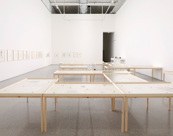 Vue de l'exposition de Gernot Wieland "Chants pour les indésirables" au MAMC+, 2025.