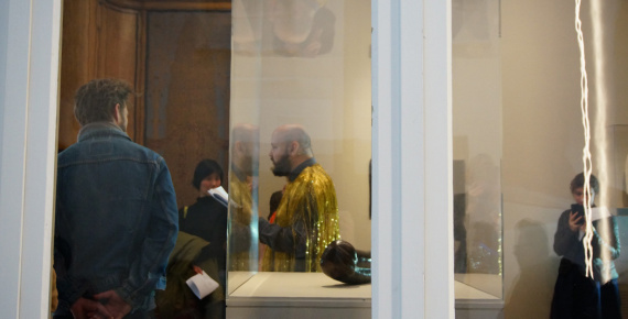 Fragments récités, lectures-performances de Charlotte Moth
