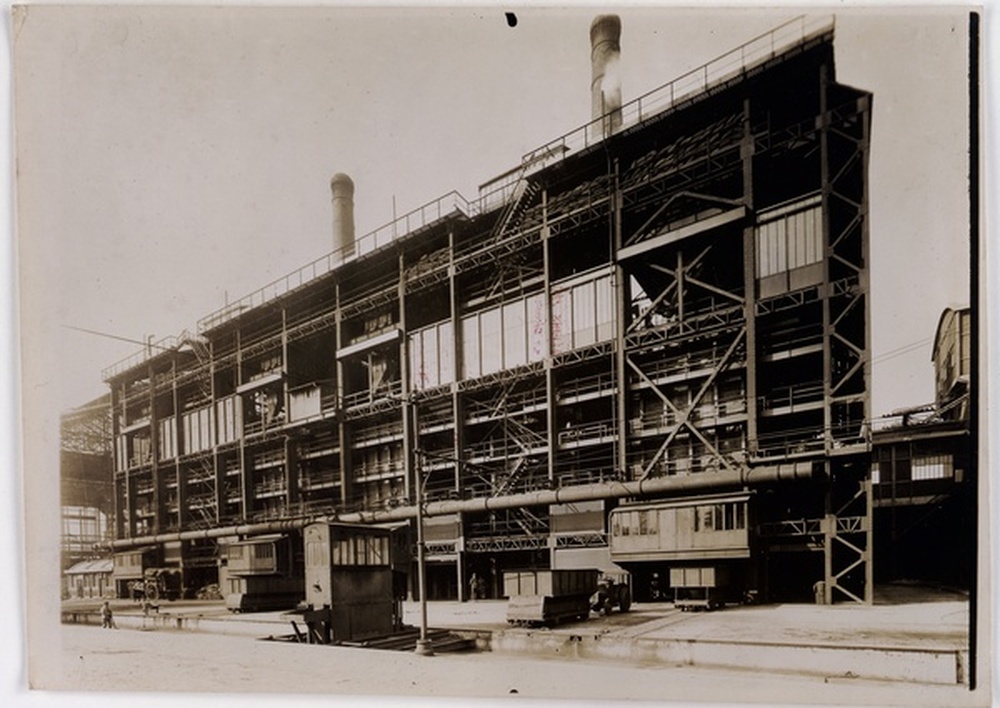 Bâtiment usine, façade extérieure