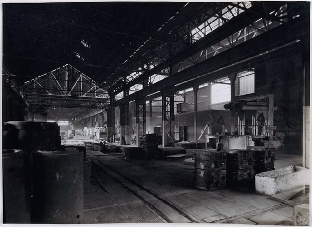 Usine, intérieur