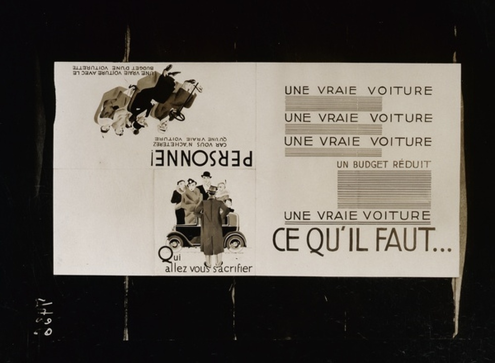 Affiche publicitaire, une vraie voiture