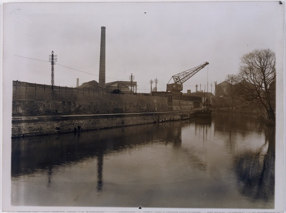 Déchargement ou chargement d'une péniche