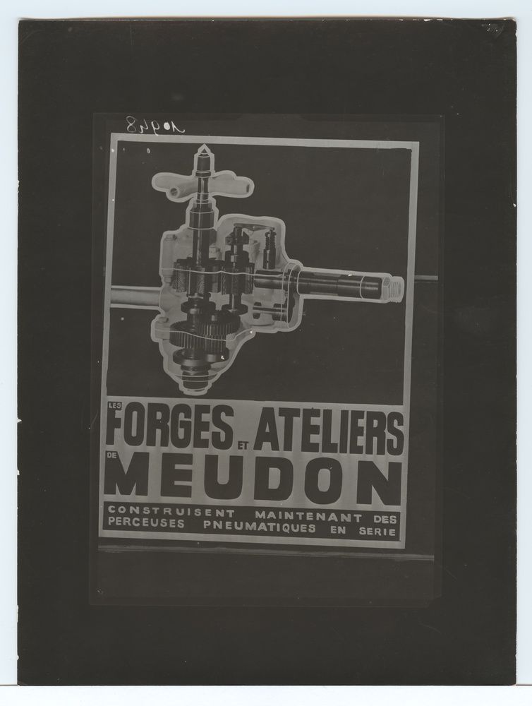 Les forges et ateliers de Meudon construisent maintenant des perceuses pneumatiques en série