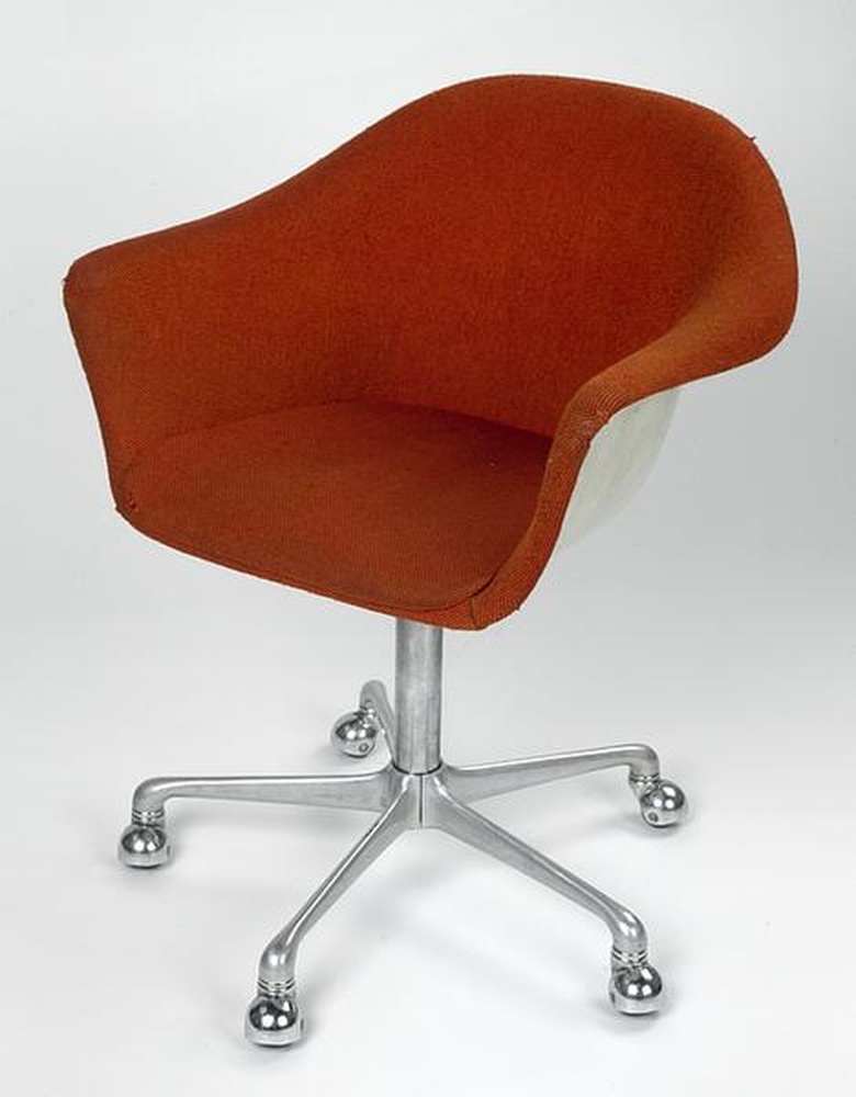 Chaise Set-Line