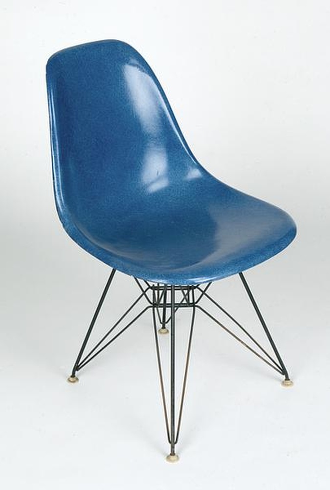 Chaise Plastic Side Chair DSR (Dining Side Chair Rod Base)