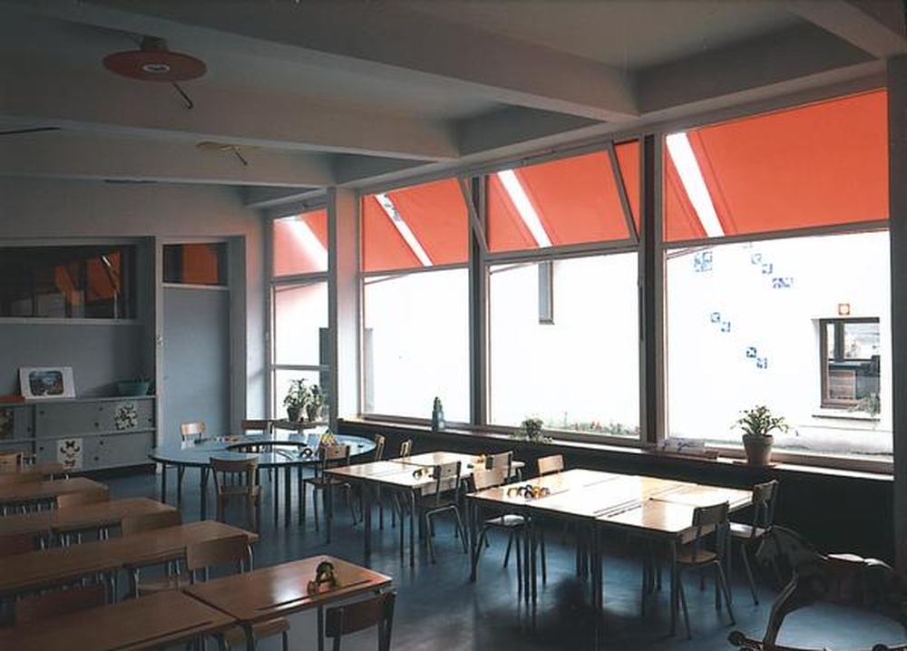 Firminy : école maternelle du Parc, intérieur d'une salle de classe