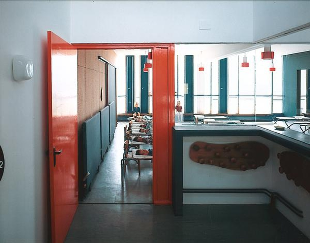 Firminy-vert : unité d'habitation Le Corbusier, école maternelle, vestiaire et salle de repos