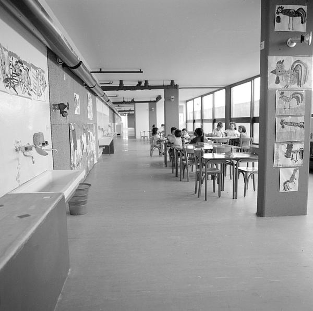 Firminy-vert : unité d'habitation Le Corbusier, école maternelle, une des salles de classe