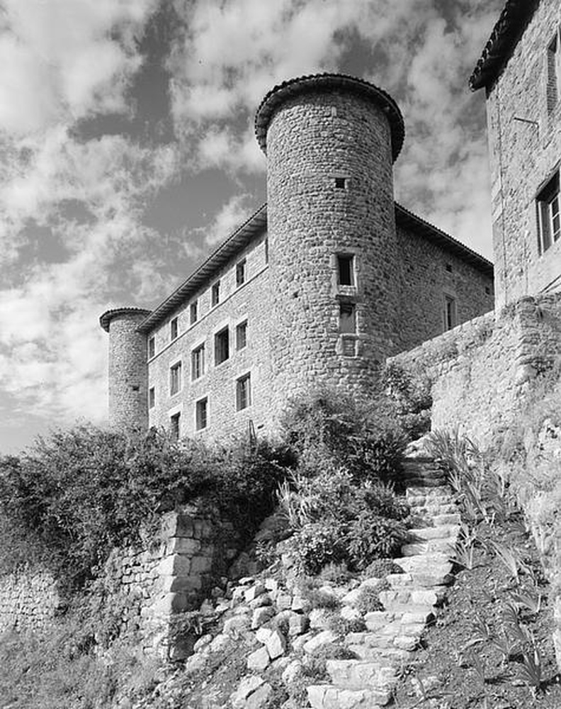 Saint-Etienne  : Saint-Victor sur Loire, vue du château