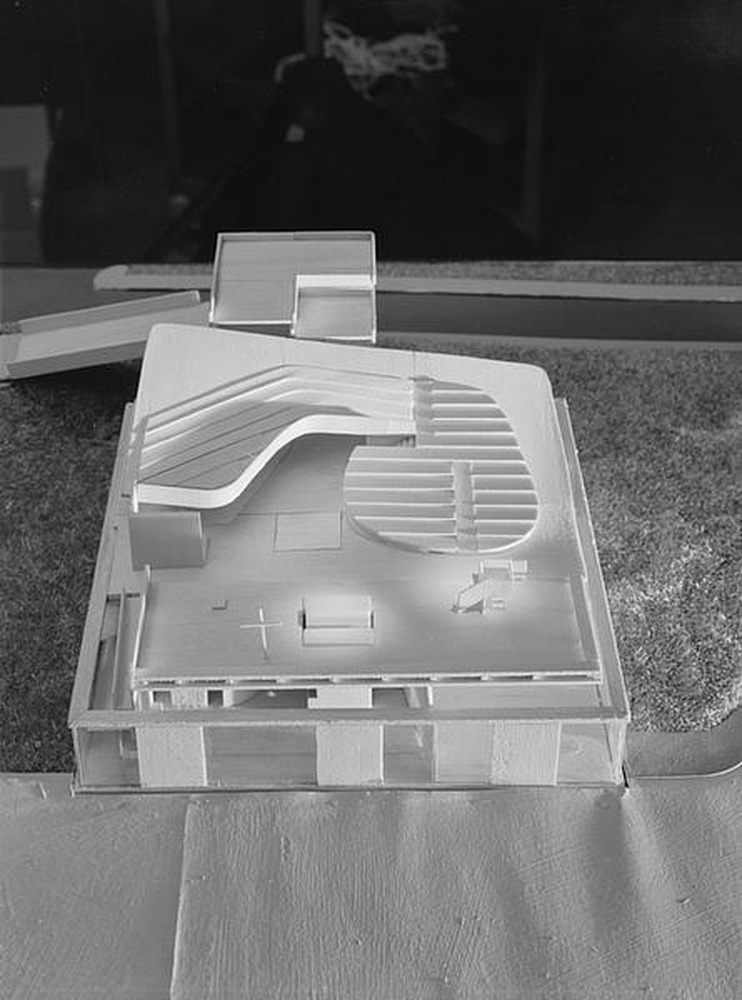 Firminy-vert : église Le Corbusier, maquette