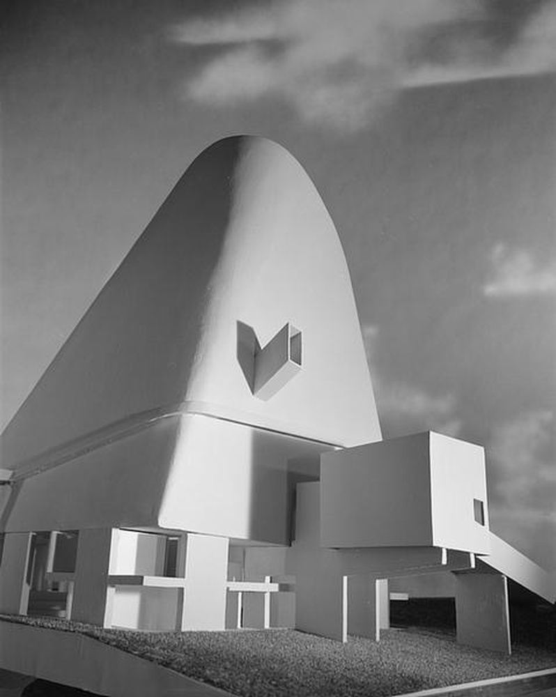 Firminy-vert : église Le Corbusier, maquette