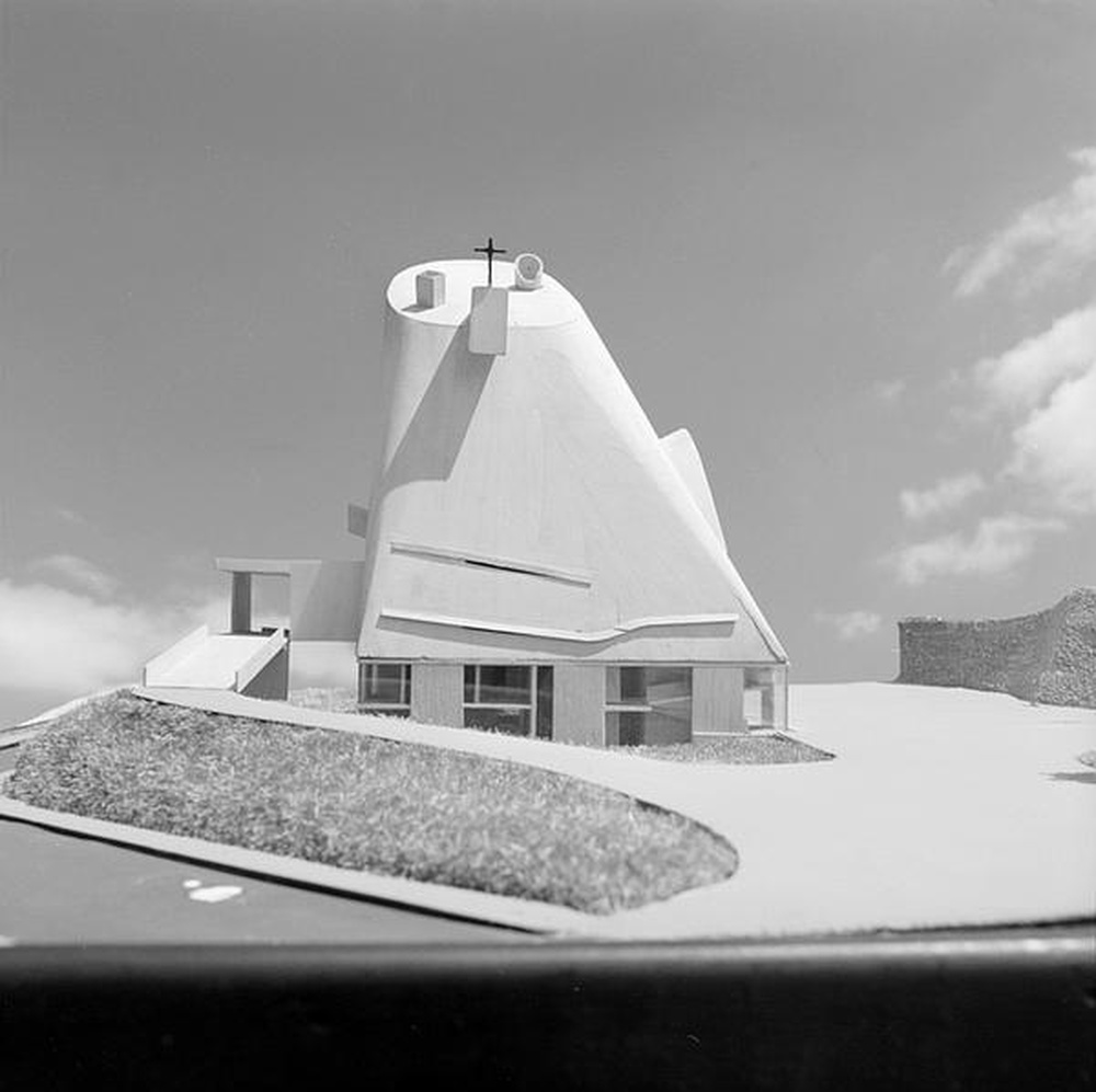 Firminy-vert : église Le Corbusier, maquette