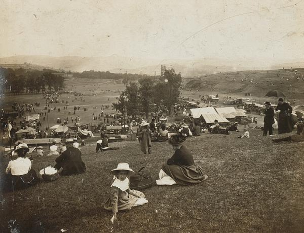 Le cirque Barnum au champ de foire de Saint-Etienne