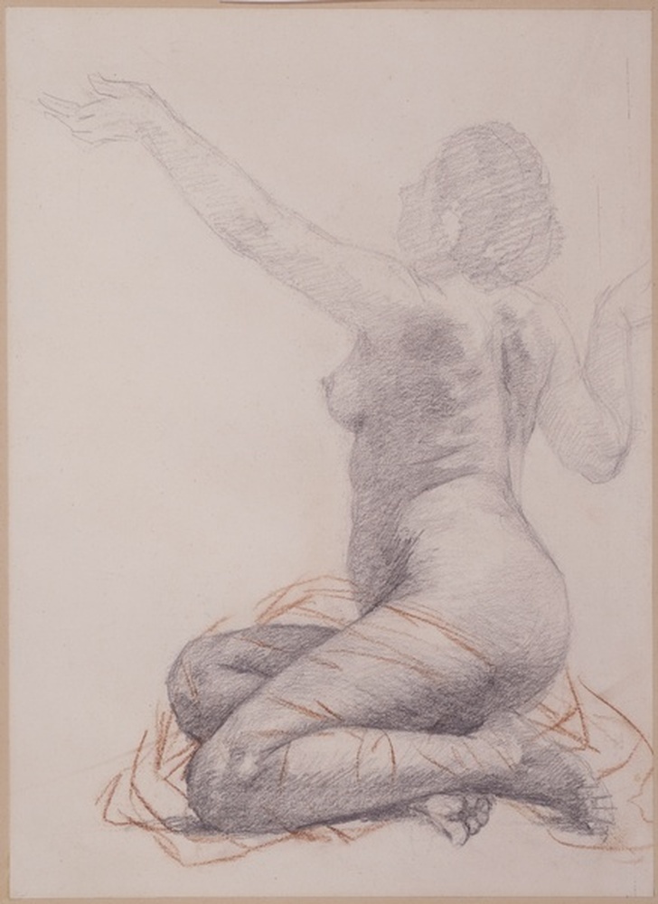 Femme nue assise à terre, les bras levés