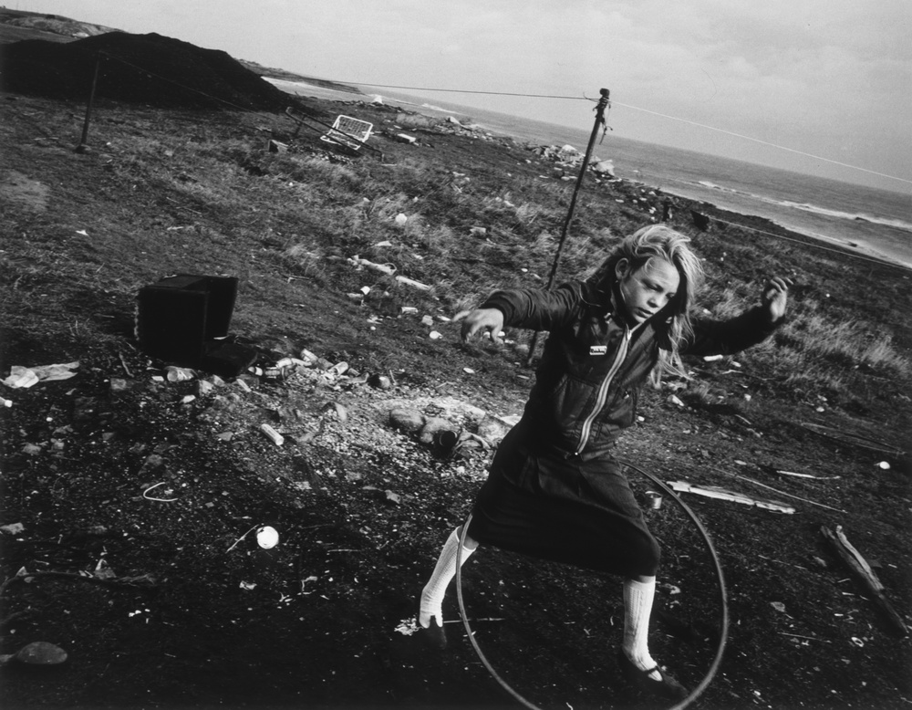 Helen and her Hoola-Hoop, Seacoal Camp