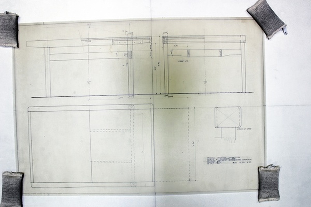 Table à allonges n°3, système breveté, version bois, 1951