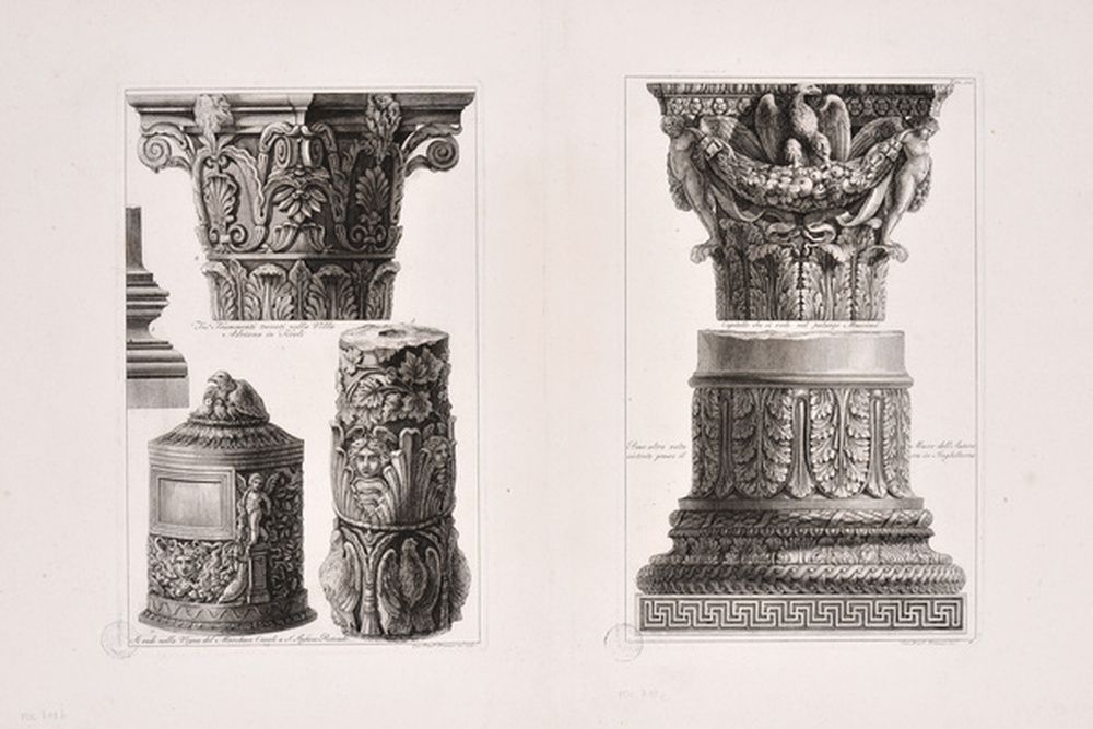 Un chapiteau et 2 fragments antiques ; Un chapiteau et une base