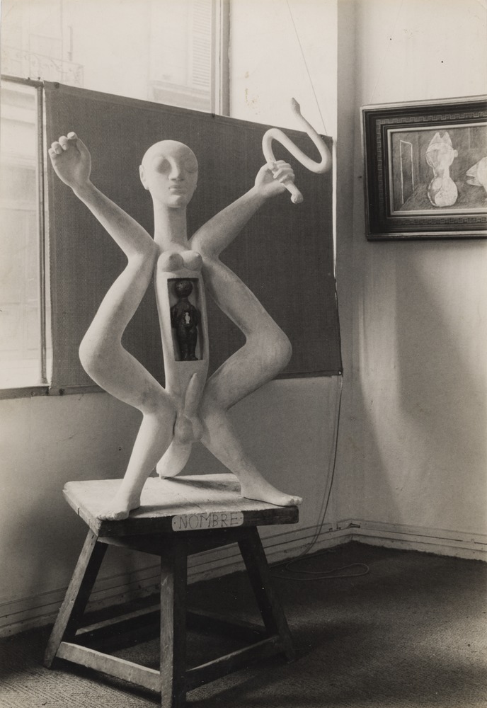 "Nombre" et "Les Taraphs" dans l'atelier de Victor Brauner